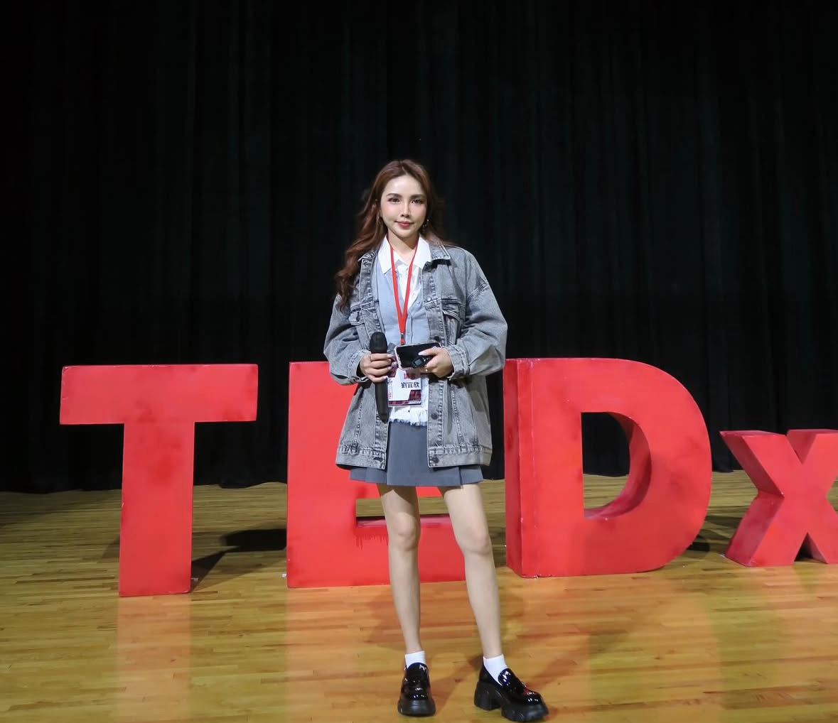 Selina Liu 於 TEDxNSYSU 活動現場